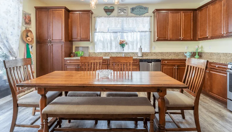 7 Best Furnished Apartments for Rent in Coeur d'Alene, ID 13 Sanders Beach Bungalow